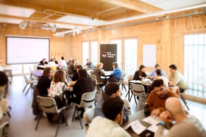 COLLABORATION & PEER SUPPORT